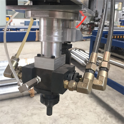 Cina Produttore di macchine per pressofusione a bassa pressione per la fusione di alluminio di ricambi auto